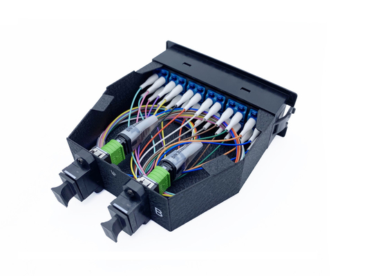 주문 데이타 센터를 위한 8 섬유 MPO 카세트 모듈 G657A2 LSZH OM3 10G 다중 모드 케이블 온라인 제조