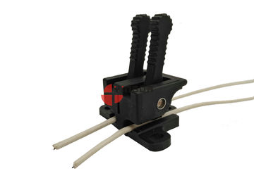 주문 3개의 PC 확장 나사 숫자 8 케이블을 가진 고침 광섬유 FTTH 하락 케이블 2x3mm 온라인 제조