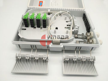 주문 1X8 SC APC PLC 쪼개는 도구 FTTH 하락 케이블 광섬유 종료 패널 플라스틱 백색 2In 16Out 온라인 제조